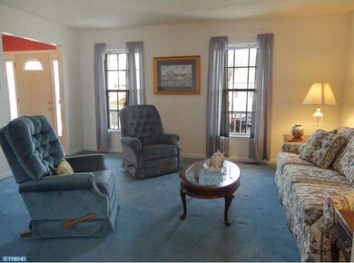 134 Juliet Rd, Morrisville, PA 19067 - photo 4