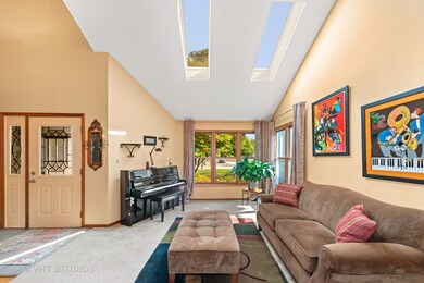 526 N Evergreen Ave, Elmhurst, IL 60126 - photo 7