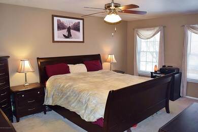 8-Master Bed