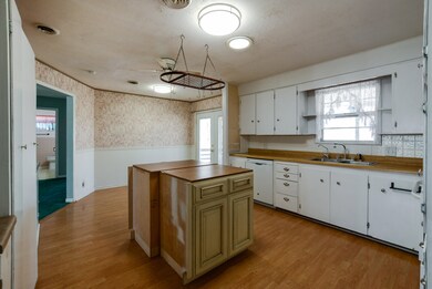 Cozy Kitchen
