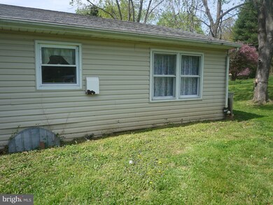 604 Lynn Way, Sykesville, MD 21784 - photo 6