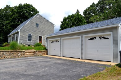 26 Brook St, West Warwick, RI 02893 - photo 3