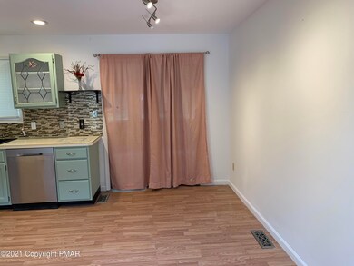 113 Quail Ct, Bushkill, PA 18324 - photo 5