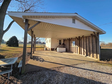 10456 N 50 E Rd, Plainville, IN 47568 - photo 5