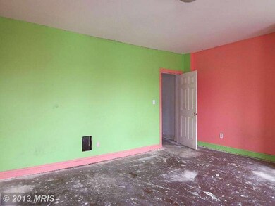 42 N Locust St, Hagerstown, MD 21740 - photo 7