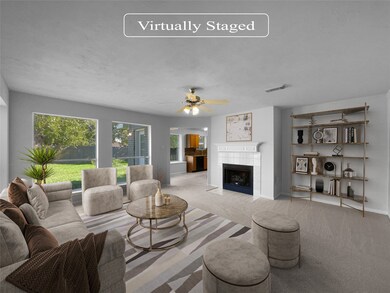 3211 Fox Run Dr, Alvin, TX 77511 - photo 2