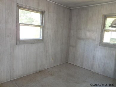 19 Vics Ct, Albany, NY 12205 - photo 7