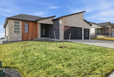 4100 Sage Rd, Cheyenne, WY 82001 - photo 2