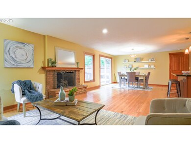 2433 Woodhill Ct, West Linn, OR 97068 - photo 7