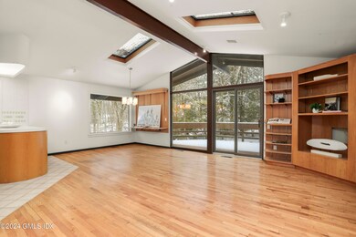 family room and eat in kitchen area