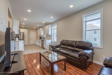 38 Gerard Ave Matawan NJ 07747-large-008