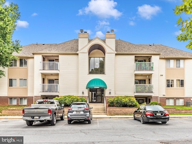 2106 Whitehall Rd unit 2A, Frederick, MD 21702 - photo 2