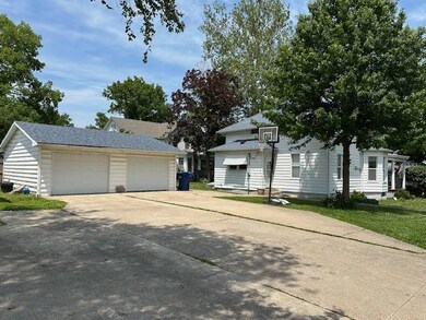 603 Linn St, Brookfield, MO 64628 - photo 4