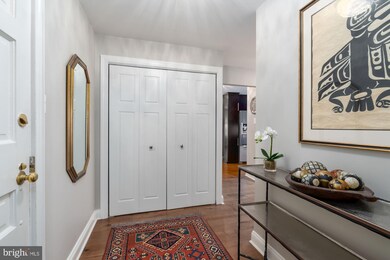 Watergate South unit 918, Washington, DC 20037 - photo 4