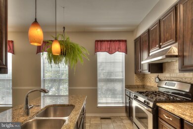 5104 Observation Way, Alexandria, VA 22312 - photo 4