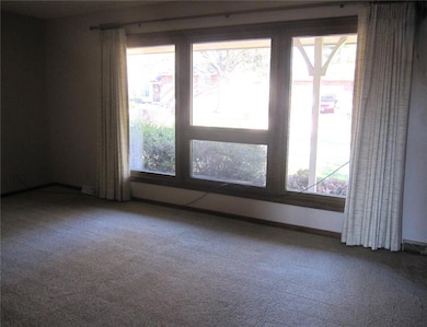 3904 N 29th St, Saint Joseph, MO 64506 - photo 7