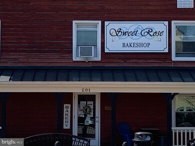 115 N 28th St, Purcellville, VA 20132 - photo 6