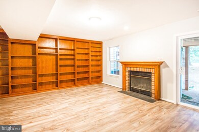 5242 Lightfoot Path, Columbia, MD 21044 - photo 7