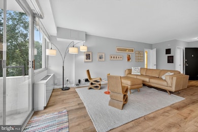 4515 Willard Ave, Chevy Chase, MD 20815 - photo 5