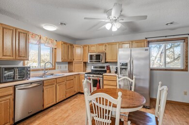 2416 1st Ave E, Saint Paul, MN 55109 - photo 2