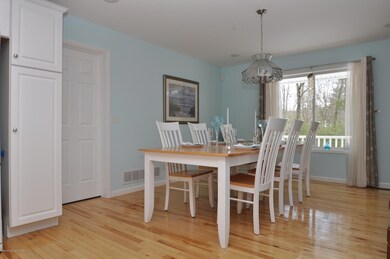 1220 Sherwood, Stroudsburg, PA 18360 - photo 4