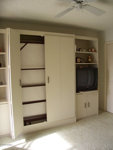 2nd bedroom with Murphy bed