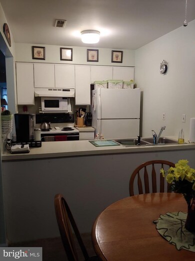 53 Dover Ct unit 3, Blackwood, NJ 08012 - photo 6