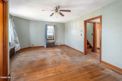 32 Mount Stuart Rd, Schenectady, NY 12304 - photo 4