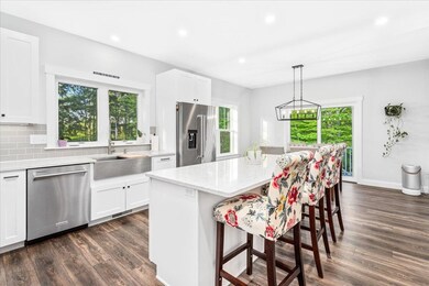 43 Clover Ridge Rd, Meredith, NH 03253 - photo 2