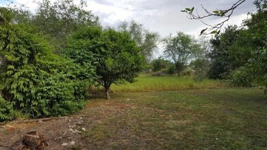 1513 S Westgate Dr, Weslaco, TX 78596 - photo 2