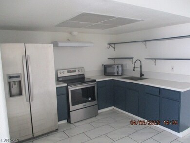 5217 W Cheyenne Ave unit 4, Las Vegas, NV 89108 - photo 7