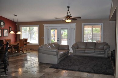 family room dining
