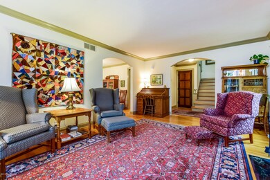 006-photo-living-room-6515307