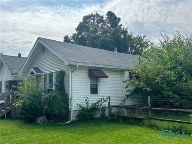 1717 Fairfax Rd, Toledo, OH 43613 - photo 2