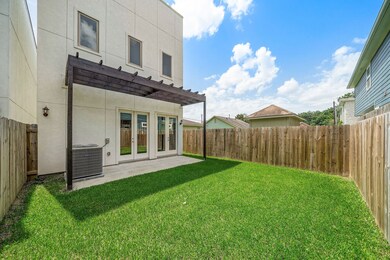 4806 Terry St unit B, Houston, TX 77009 - photo 4
