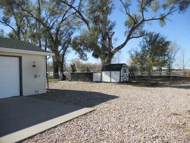 5677 W North River Rd, North Platte, NE 69101 - photo 3