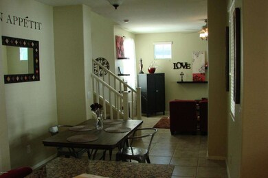 SPACIOUS KITCHEN