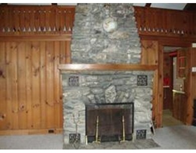 107 W Millbury Rd unit 1, Sutton, MA 01590 - photo 7