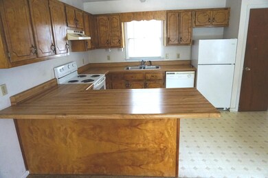 115 Windsor Ct, Jacksonville, NC 28546 - photo 6