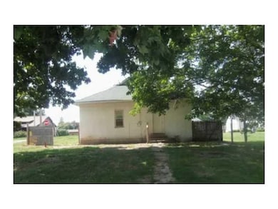 1902 Crystal St, Anderson, IN 46012 - photo 3