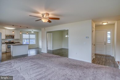 816 Chew St, Harrington, DE 19952 - photo 6