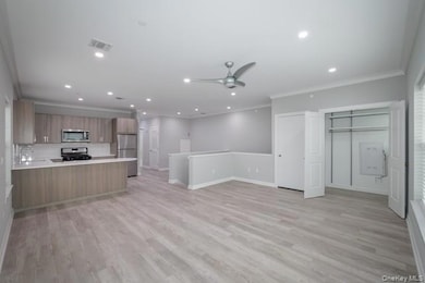 500 Sutton Ct unit 114, Deer Park, NY 11729 - photo 7