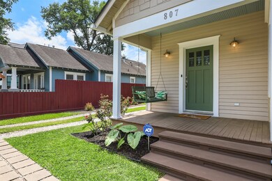 807 Archer St, Houston, TX 77009 - photo 3