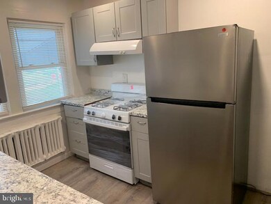 812 Tulip St, Camden, NJ 08104 - photo 4