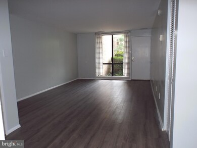 3311 Huntley Square Dr unit T2, Temple Hills, MD 20748 - photo 4