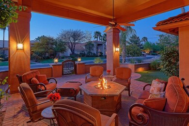 Inviting Front Courtyard