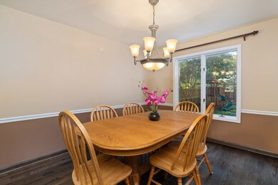 398 W 2nd St, Elmhurst, IL 60126 - photo 5