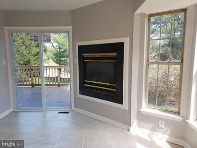 9816 Sherwood Farm Rd, Owings Mills, MD 21117 - photo 4