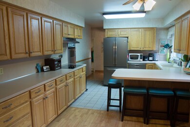 1005 8th Ave NW, Jamestown, ND 58401 - photo 6