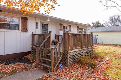 1308 N 7th St, Neodesha, KS 66757 - photo 5